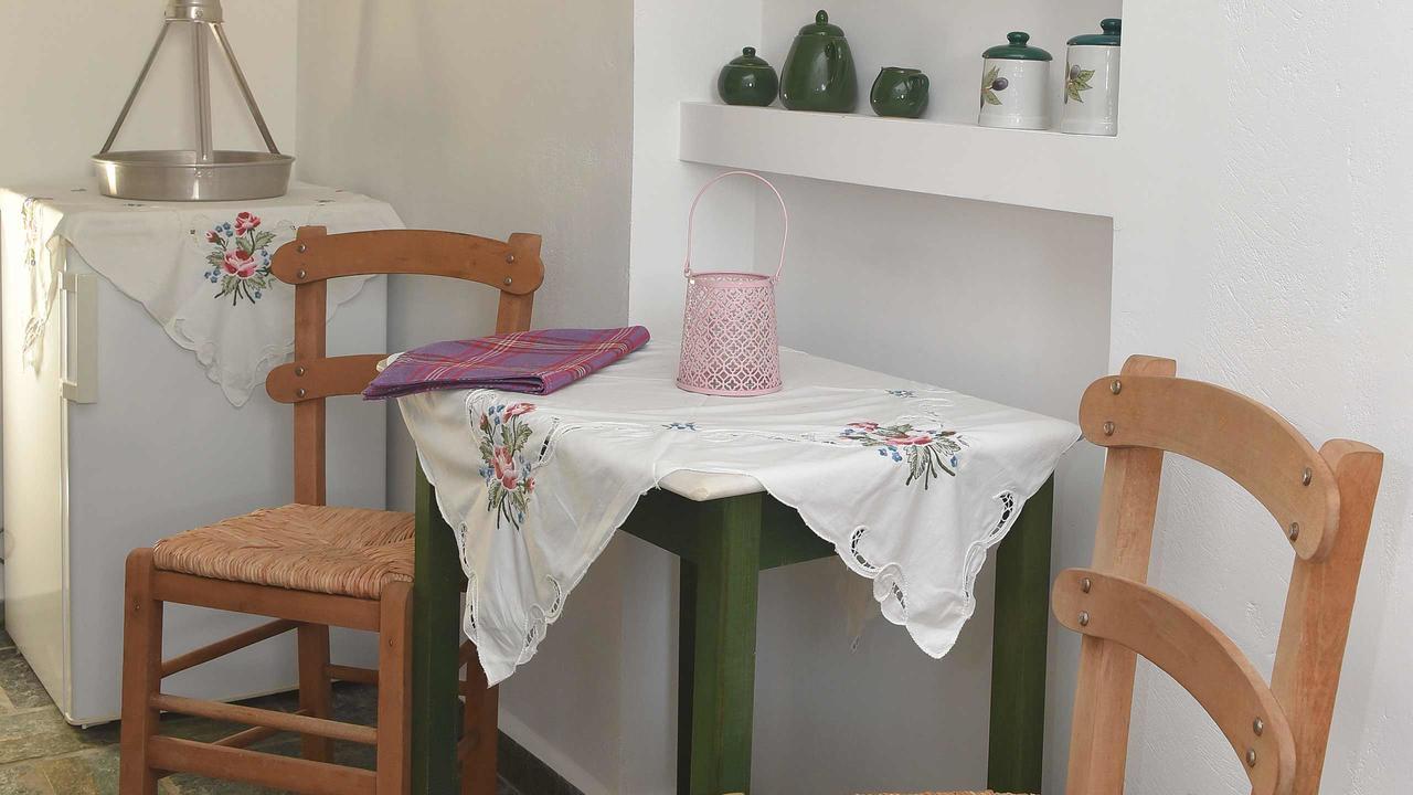 Apartmán Anemos And Almyra Kini Exteriér fotografie